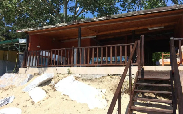 Sarakina Wooden House