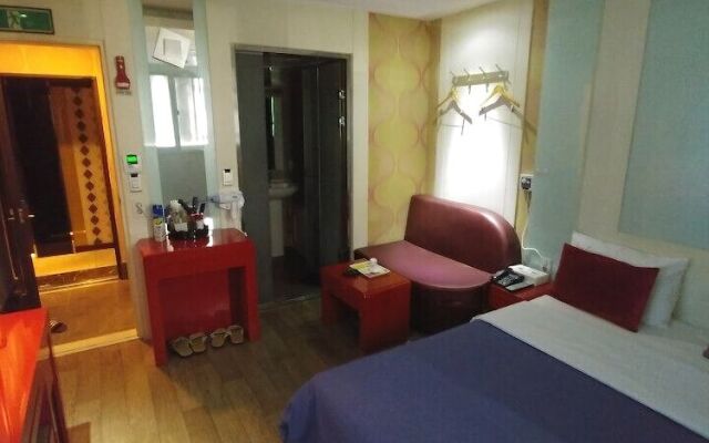 Boutique Hotel W