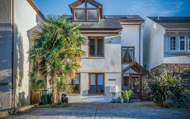 Beachways - 5 Bedroom Holiday Home - Saundersfoot