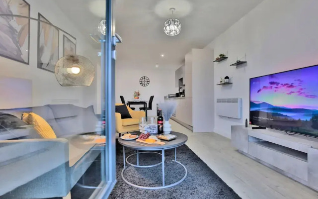 Manchester - 2-bed Apartment - Sleeps 4 - Wifi
