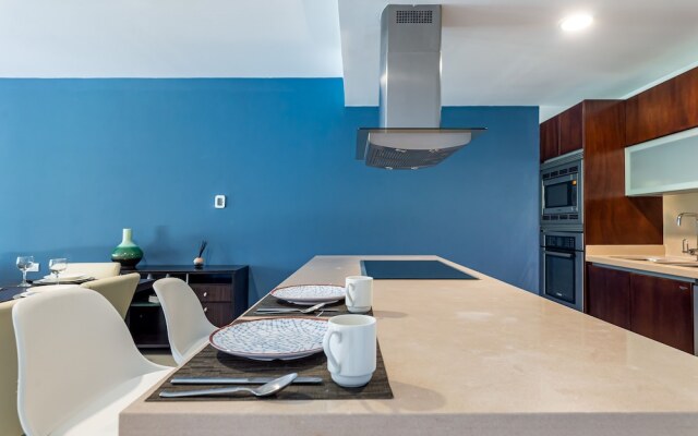 Z Casa Girasol 2 Bedroom Condo by Redawning