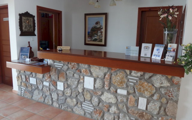 Maltezana Beach Hotel