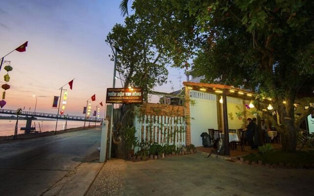 Riverside Plum Garden Homestay