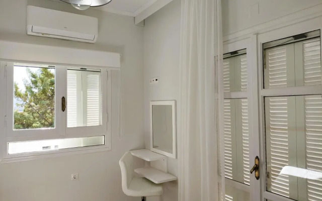 Tarmaros - Families & Groups