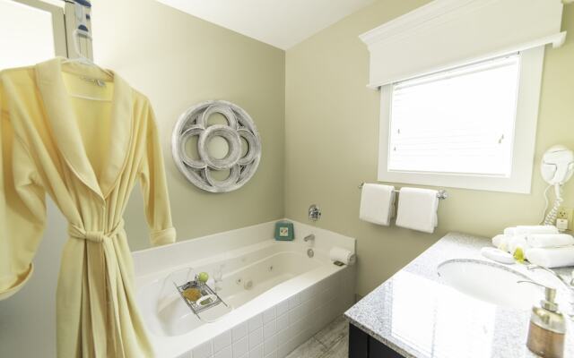 King’s Creek Resort by Spinnaker