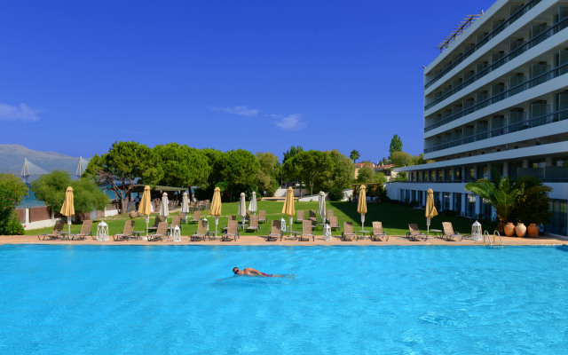 Airotel Achaia Beach