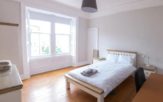 Silver Lining - Spottiswoode Apartment