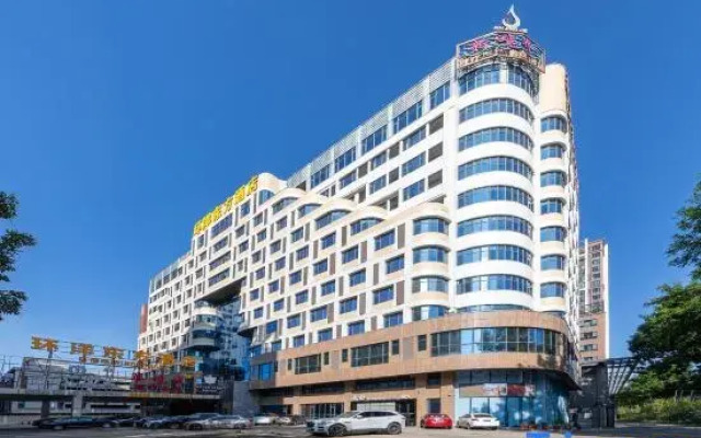 Huanyang Oriental Hotel