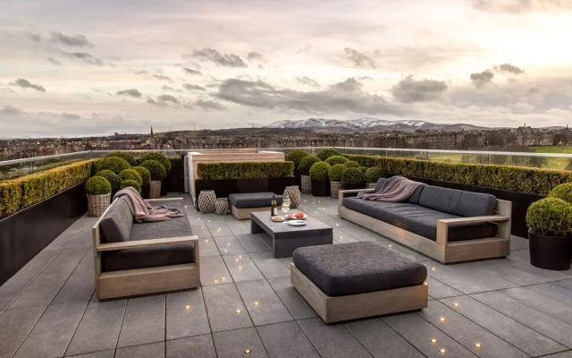 Quartermile Luxe at The Meadows