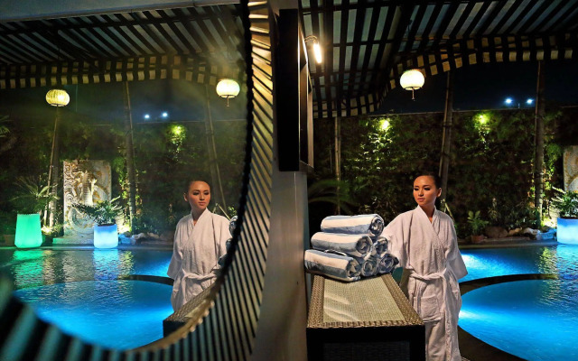 Amaroossa Cosmo Jakarta