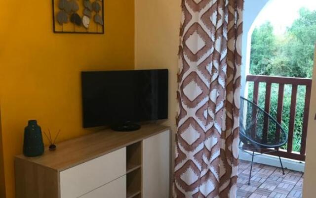 T1 Bis MENDI EDER PISCINE PLAGE