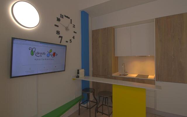 Apartamentos Romero Luna