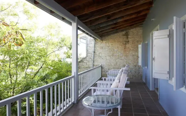 Polytimo Rural House