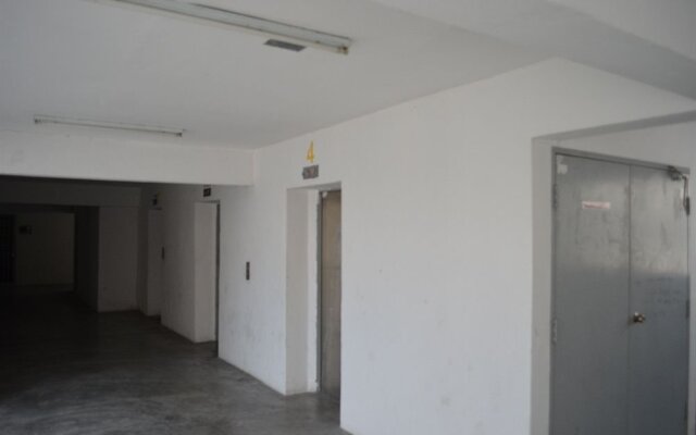 Puncak Erskine