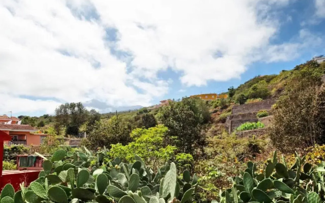 Holiday Home in Tenerife With Mountain Views