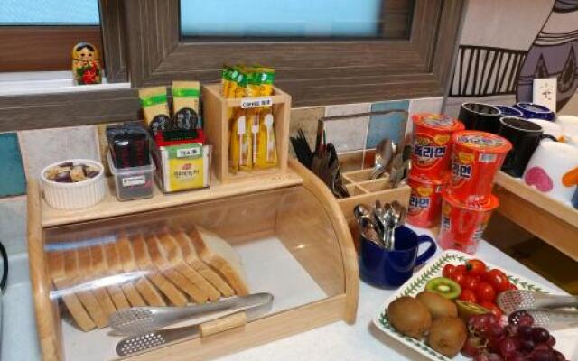 Gom Guesthouse Myeongdong