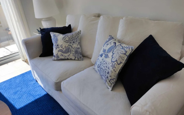 Salt Apartment