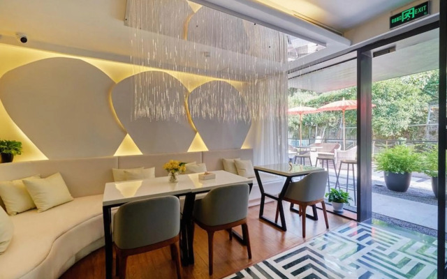 Wuhua Xingxiang Shanfang Hotel