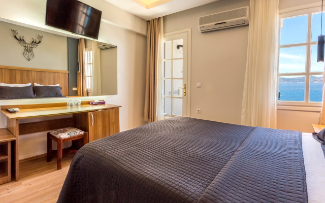 Aqua Princess Hotel