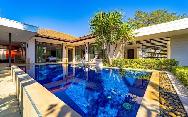 3 BR Pool Villa in Great Location BUB