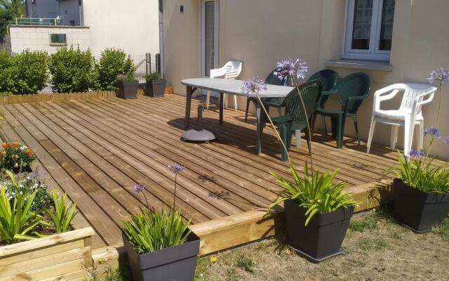 Holiday Home in Normandy Near Sandy Beaches