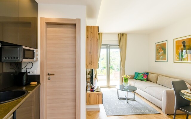 Villa Dolores Apartments
