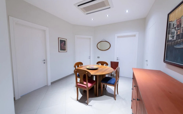 Via Cardinale de Luca