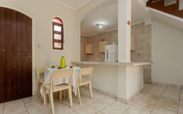 Chalés por temporada no Villagio Santa Mônica, em Caraguatatuba