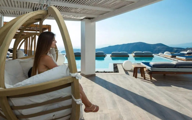 Amaze Suites