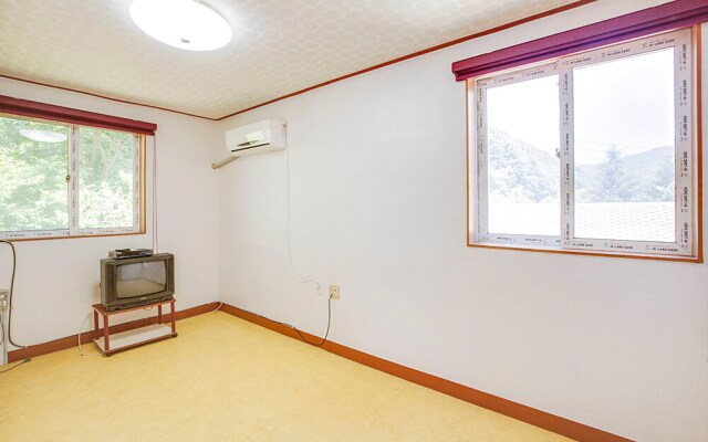 Hongcheon Woori Pension