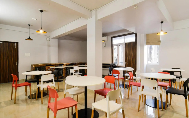 OYO 40963 Townhouse 404 Vidya Vihar