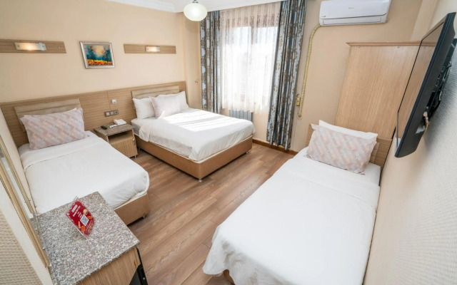 Selini Suites & Waterpark