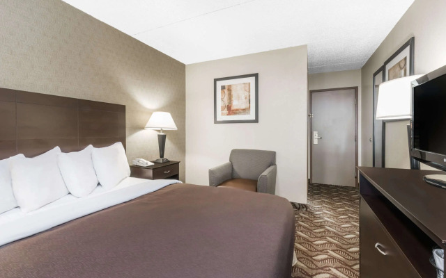 Days Inn by Wyndham Bismarck