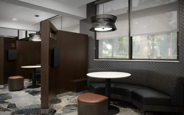 Courtyard by Marriott Dallas Addison/Quorum Drive