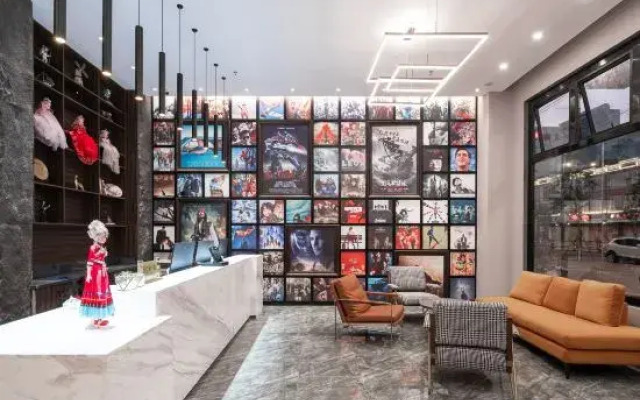 Lingao Huaerdun Movie Theme Hotel