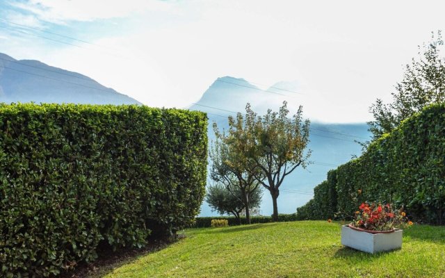 Delightful Villa in Santa Maria Rezzonico With Garden