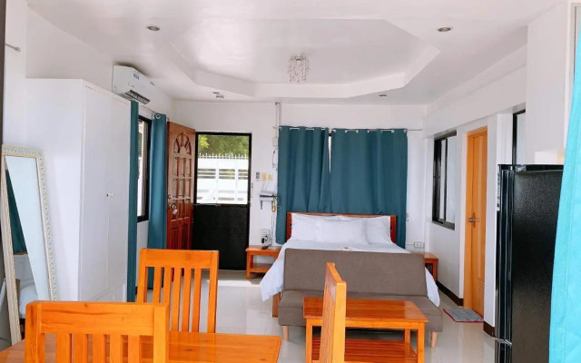 LUNA OSLOB TRAVELLERS INN - Beach Front