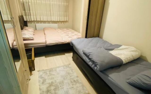 New Flat 1 Minutes To Metro it has elevetır