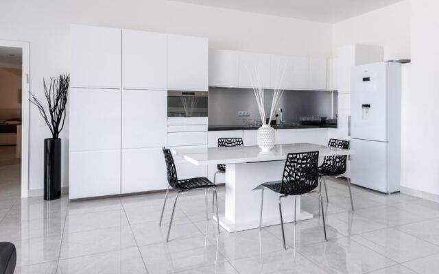 CMG - Superbe Penthouse 120m2-Cannes + Terrasse de 50m2