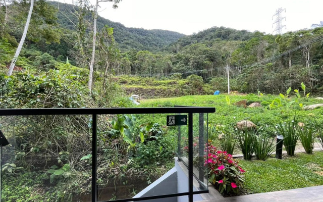 Residencial Vista do Pontal- Condomínio Samola - Ubatuba SP Apto 05