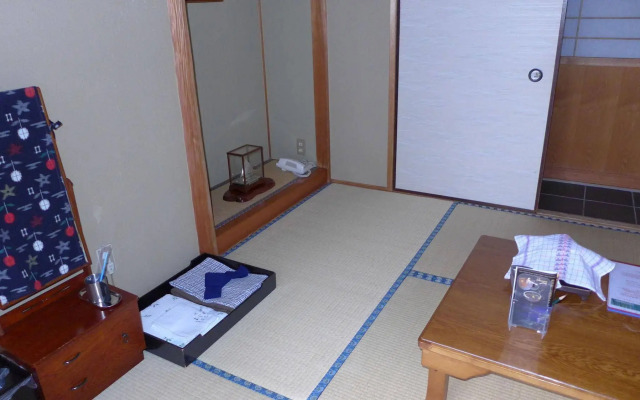 Fujiwara Ryokan
