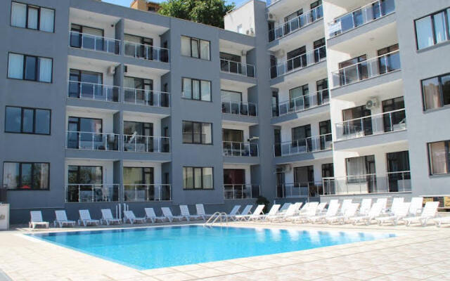 Dilov Apartments in Yalta Golden Sands