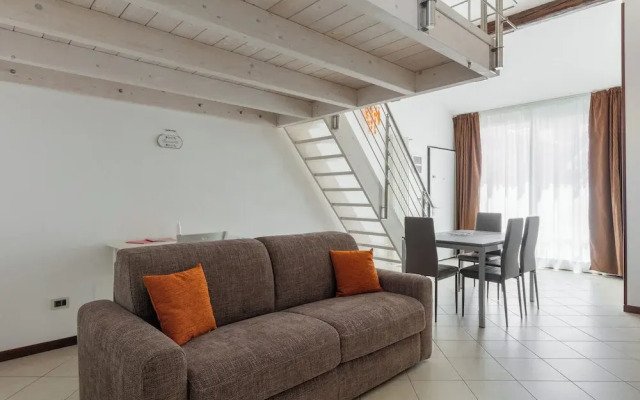 Cozy Mezzanine Apartment