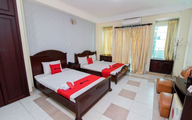 RedDoorz near 23rd September Park