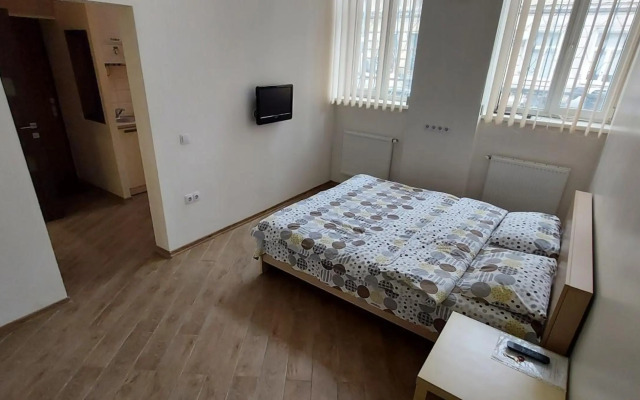 Liaynberga Apartments