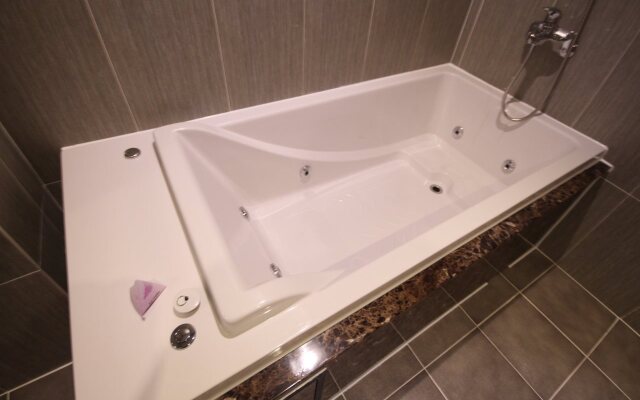 G7 Hotel