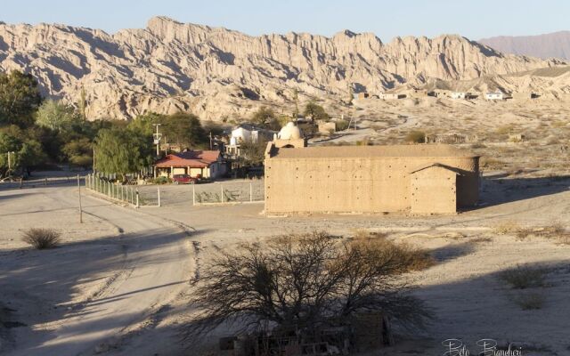 Los Colorados Hostal