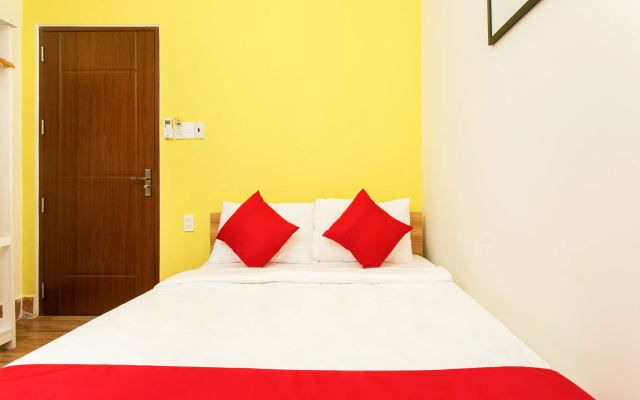 OYO 658 Euro Gold House And Coffee