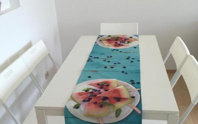 Advice & Advise Apartment
