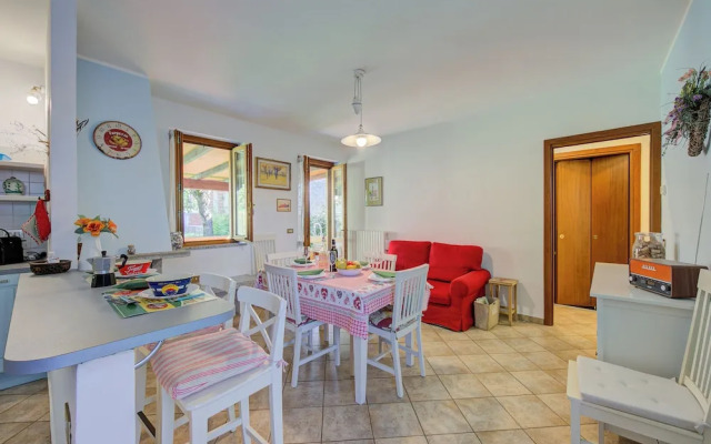 Brighty Rainbow House Garden